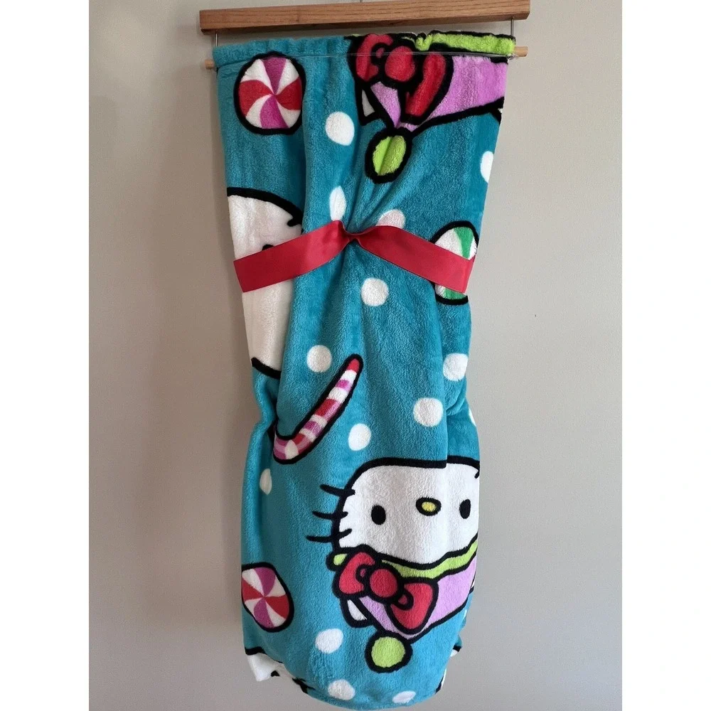 Hello Kitty Candy Cane Peppermint Teal Blue‎ Christmas Plus Throw Blanket 60x70